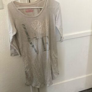 Chic Love Graphic Long Sleeve Sleep Top Small Victoria’s Secret